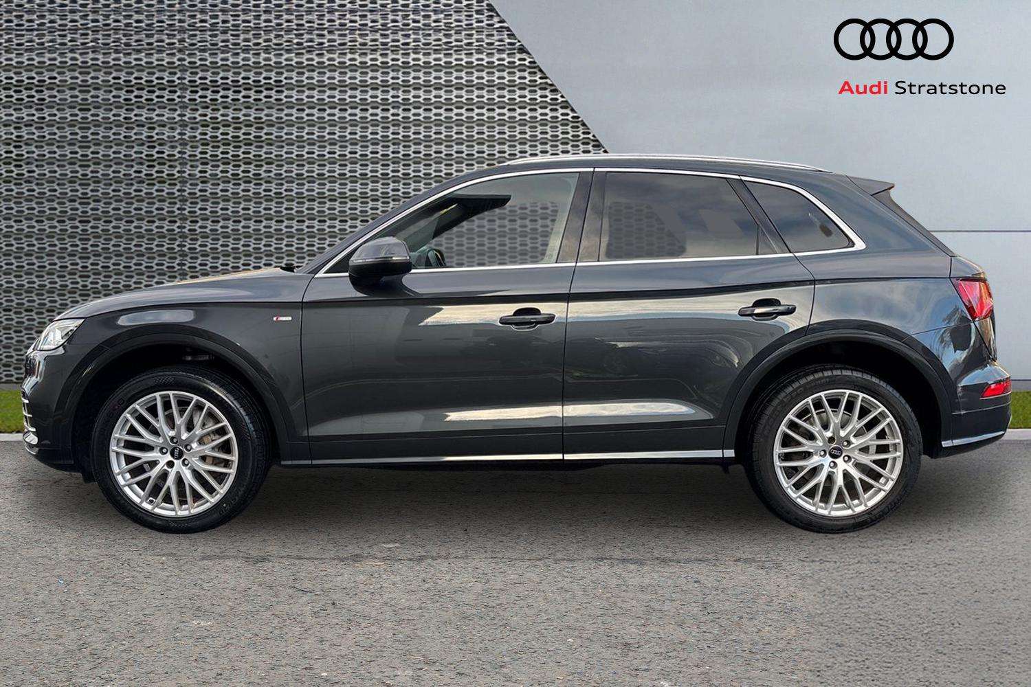 Used Audi Q5 2018 for sale - 76804909: Photo 8