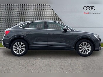 Used Audi Q3 2024 for sale - 79002285: Photo