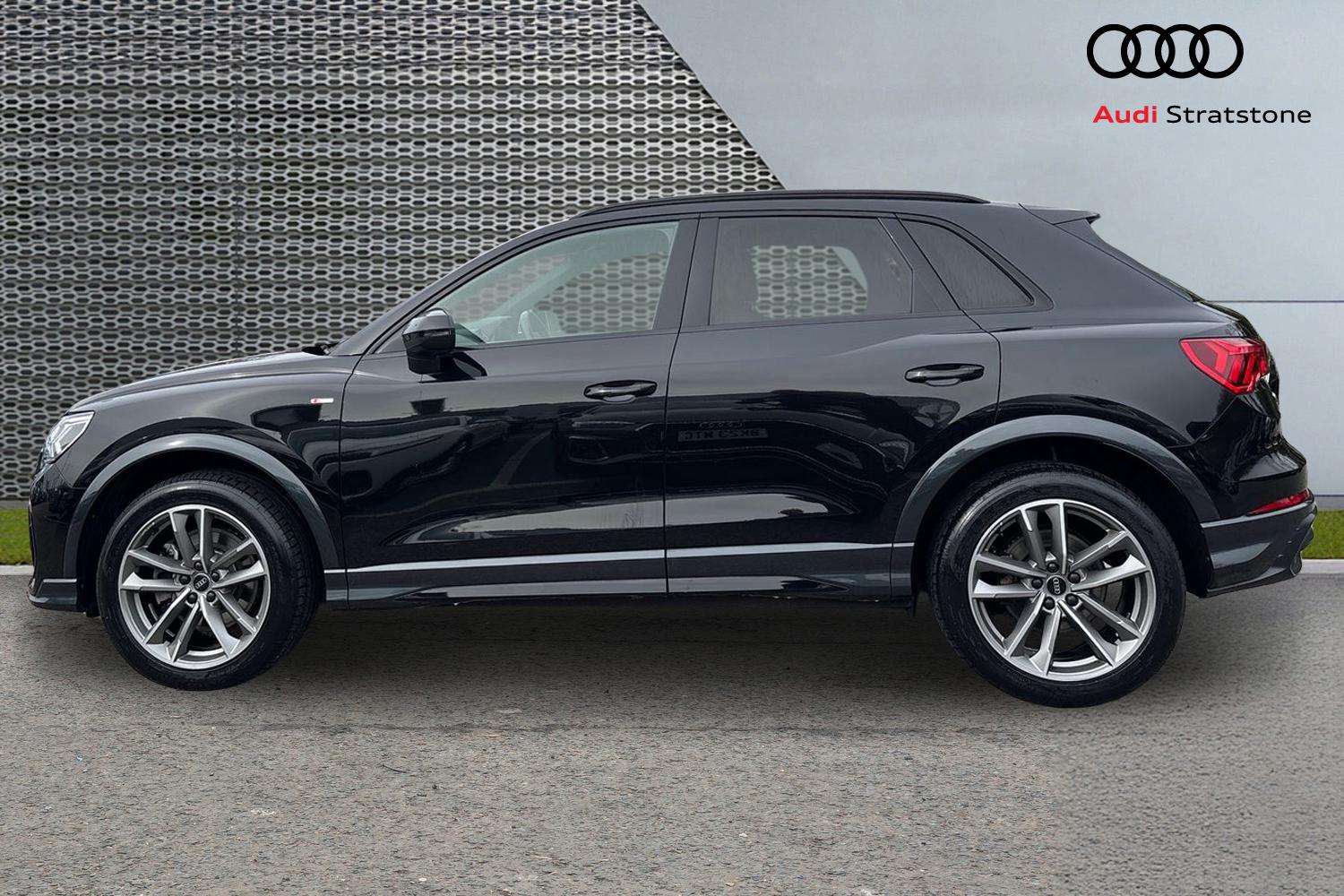 Used Audi Q3 2022 for sale - 77995921: Photo 8