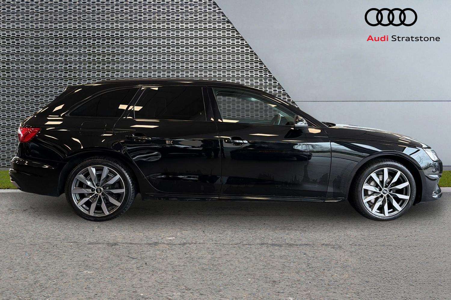 Used Audi A4 2022 for sale - 77526957: Photo 4