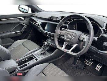 Used Audi Q3 2023 for sale - 77099620: Photo