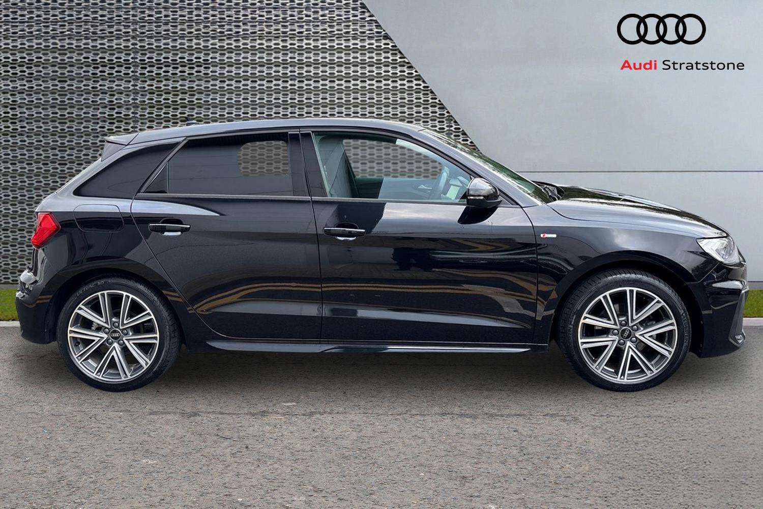 Used Audi A1 2023 for sale - 76242544: Photo 4