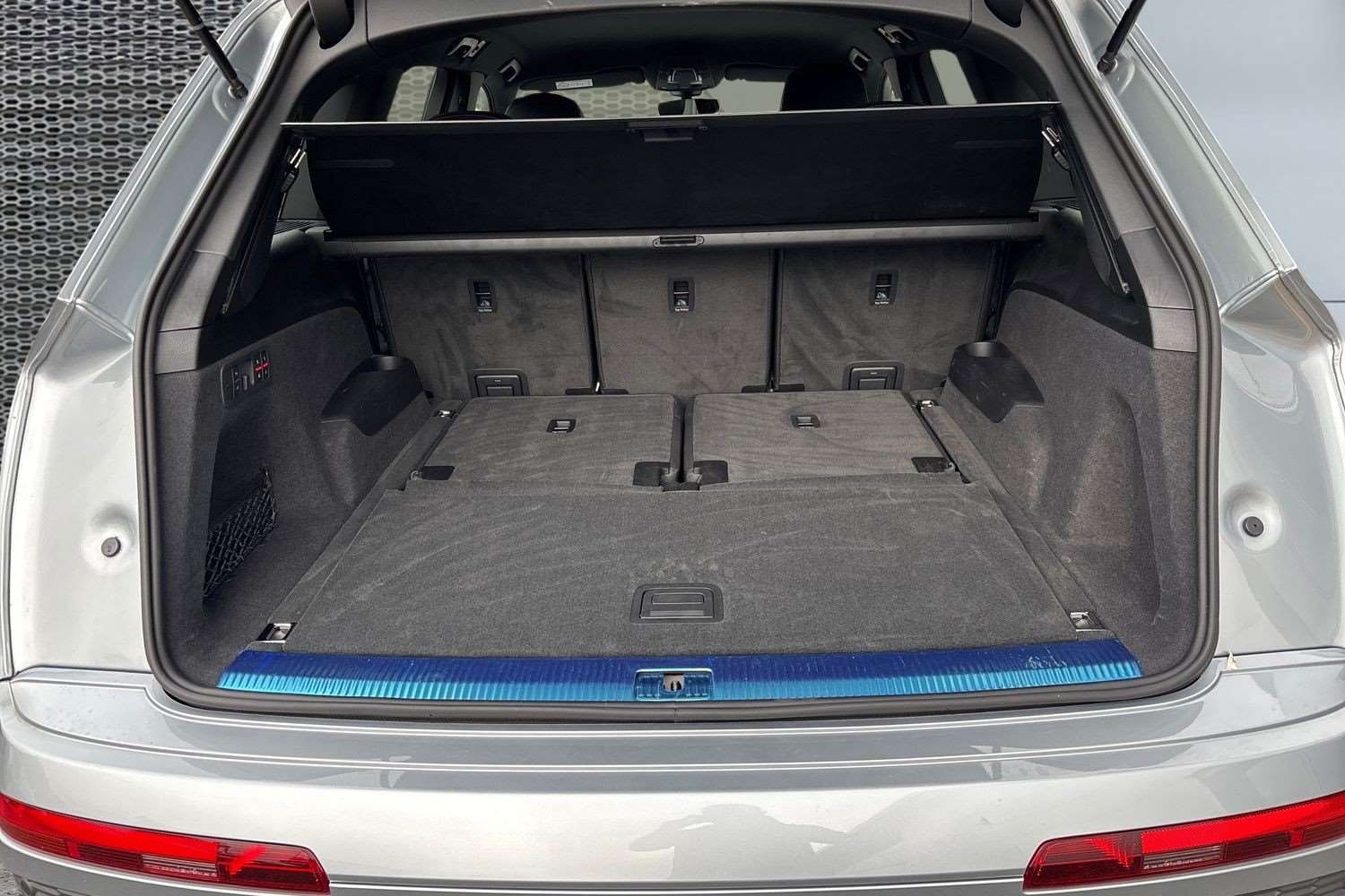 Used Audi Q7 2023 for sale - 77233116: Photo 13