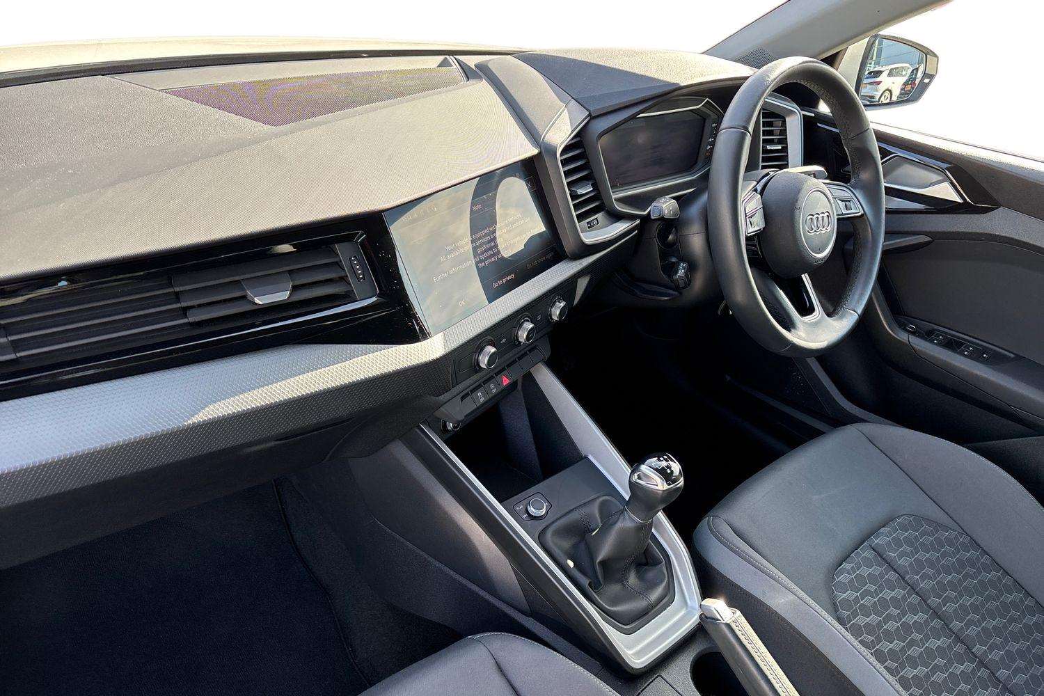 Used Audi A1 2022 for sale - 77756497: Photo 2