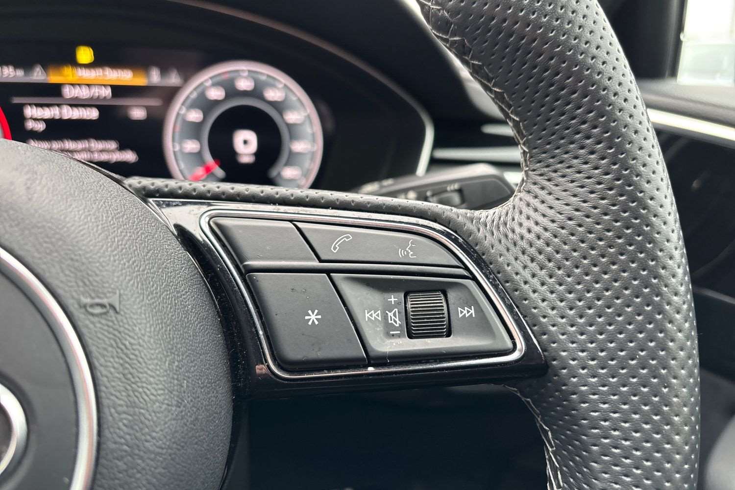 Used Audi A4 2022 for sale - 77996152: Photo 17