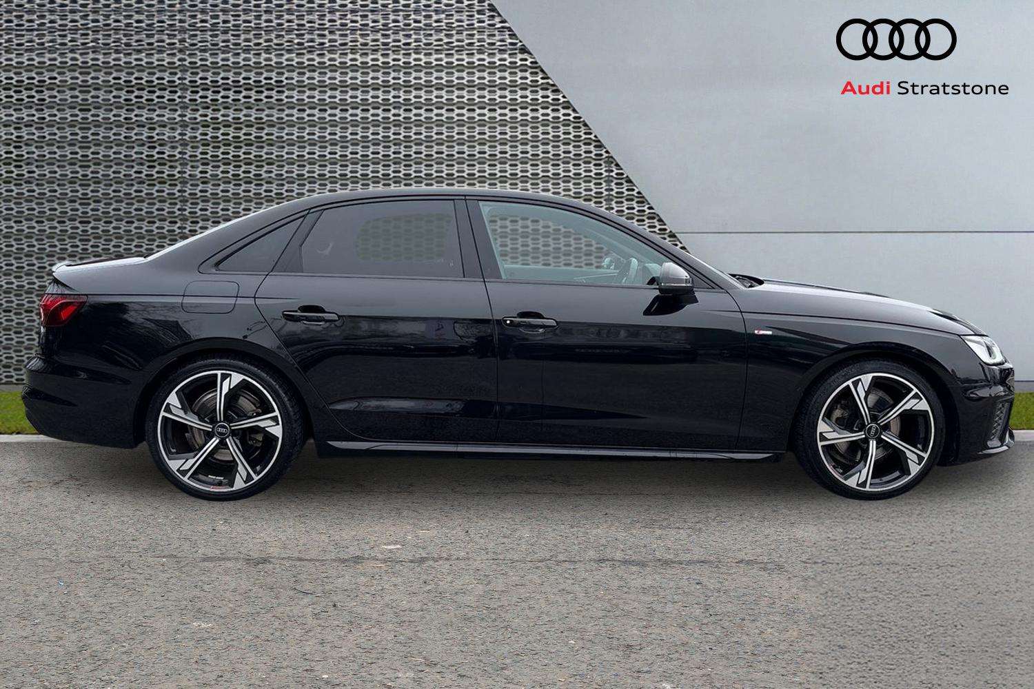 Used Audi A4 2022 for sale - 77996152: Photo 4