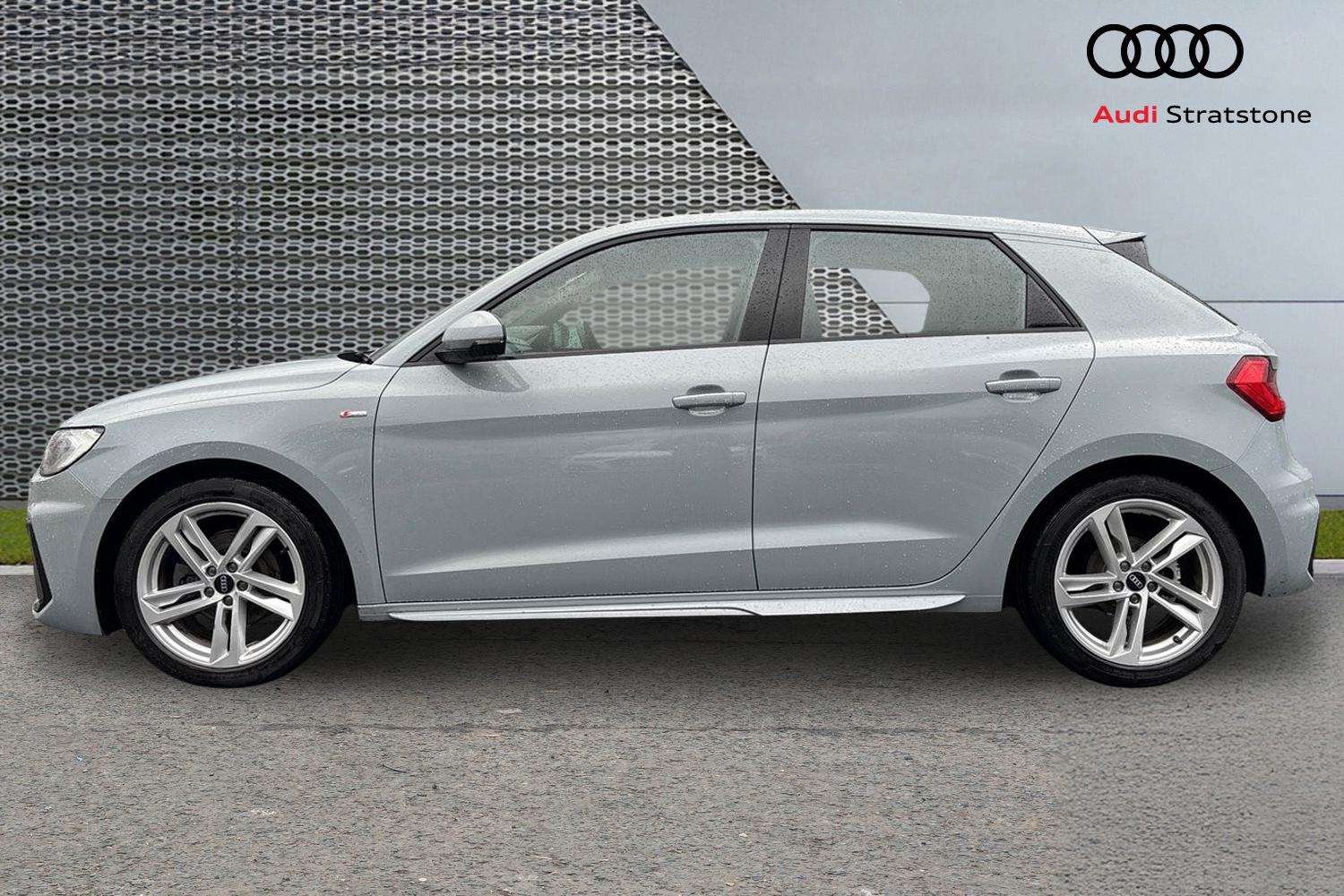 Used Audi A1 2021 for sale - 76661739: Photo 8