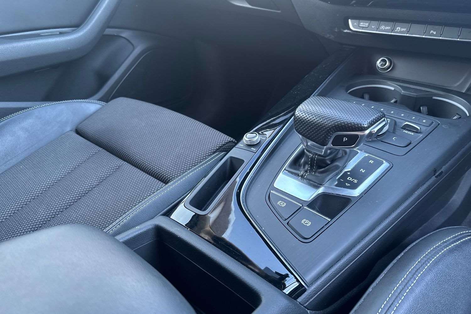 Used Audi A4 2017 for sale - 77112364: Photo 15