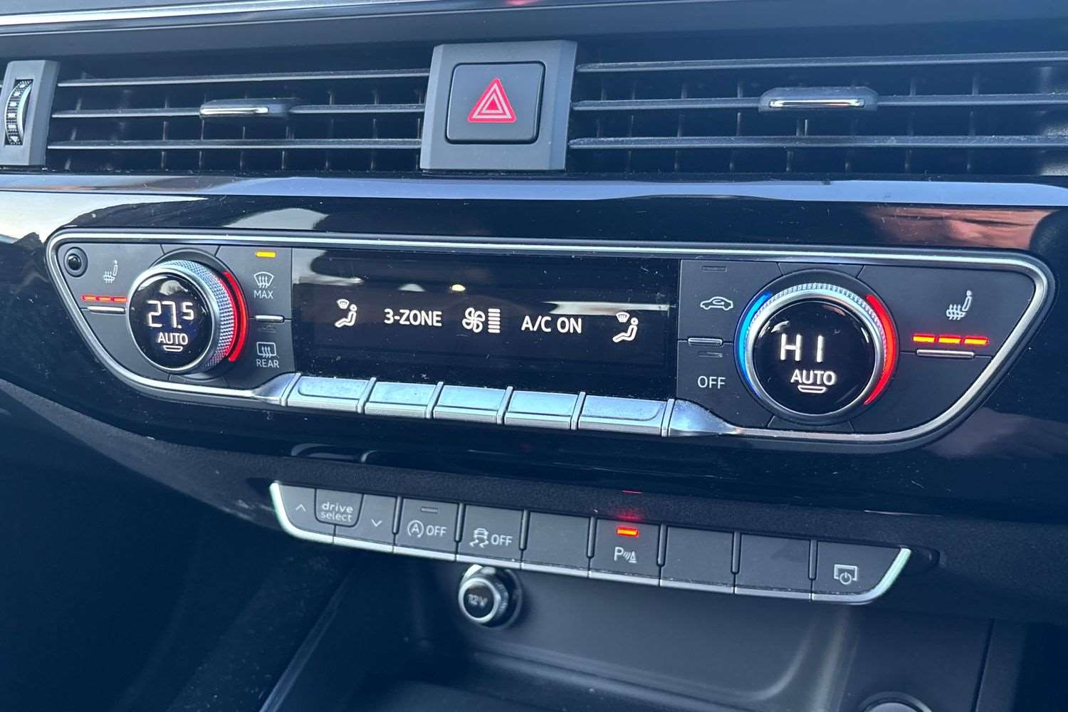 Used Audi A4 2017 for sale - 77112364: Photo 28