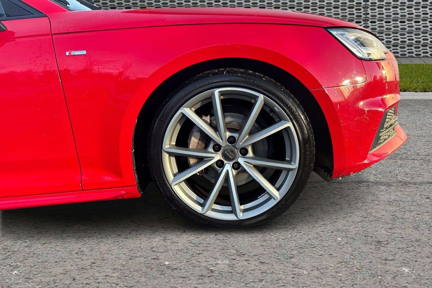 Used Audi A4 2017 for sale - 77112364: Photo 5