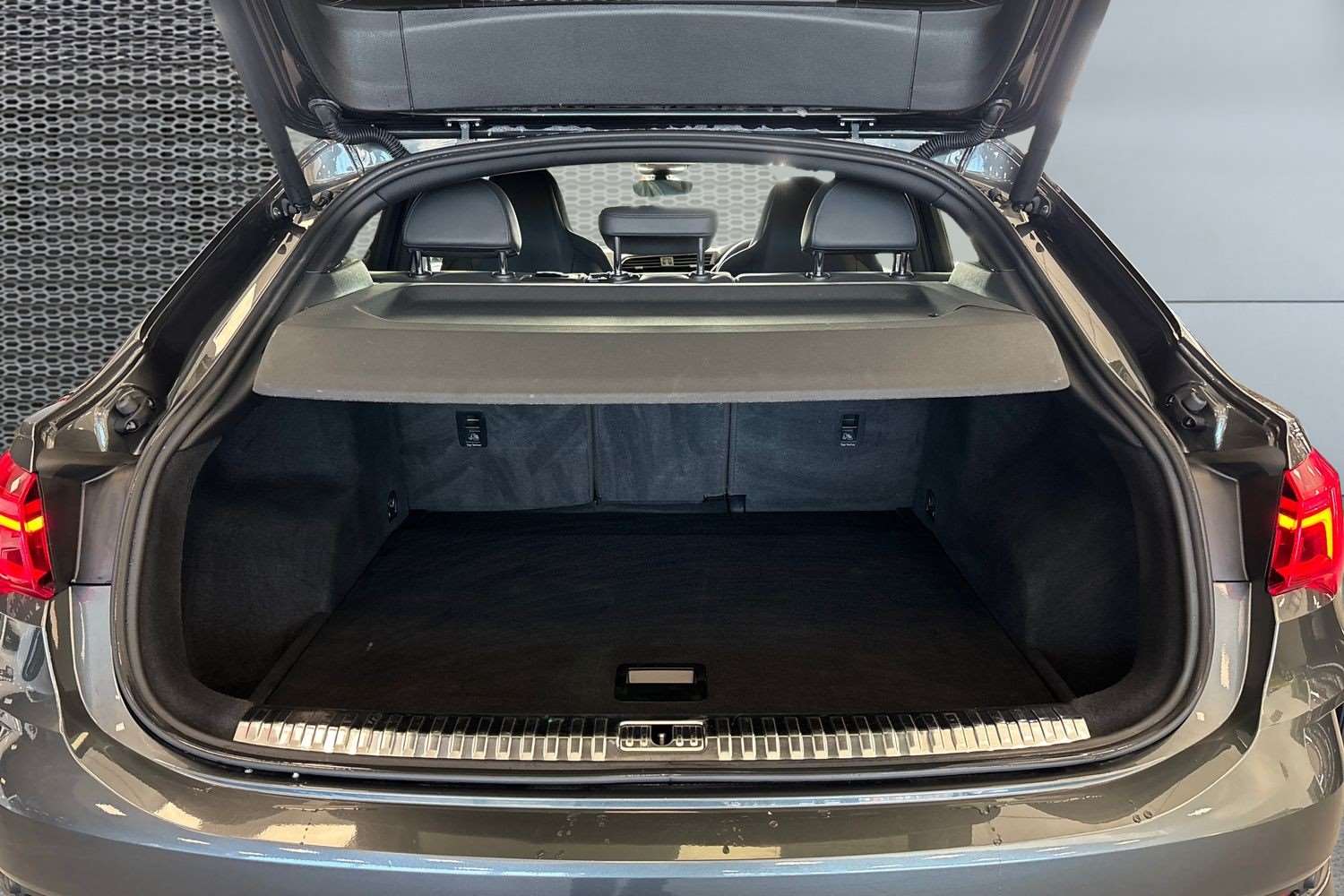 Used Audi RS Q3 2021 for sale - 77112433: Photo 13