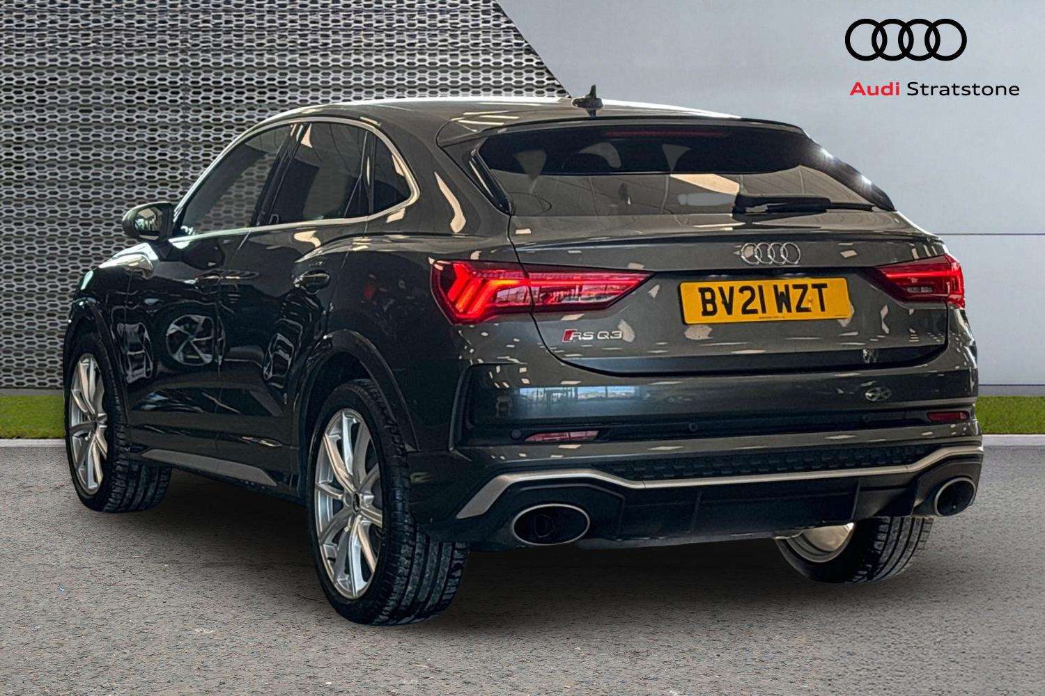 Used Audi RS Q3 2021 for sale - 77112433: Photo 3