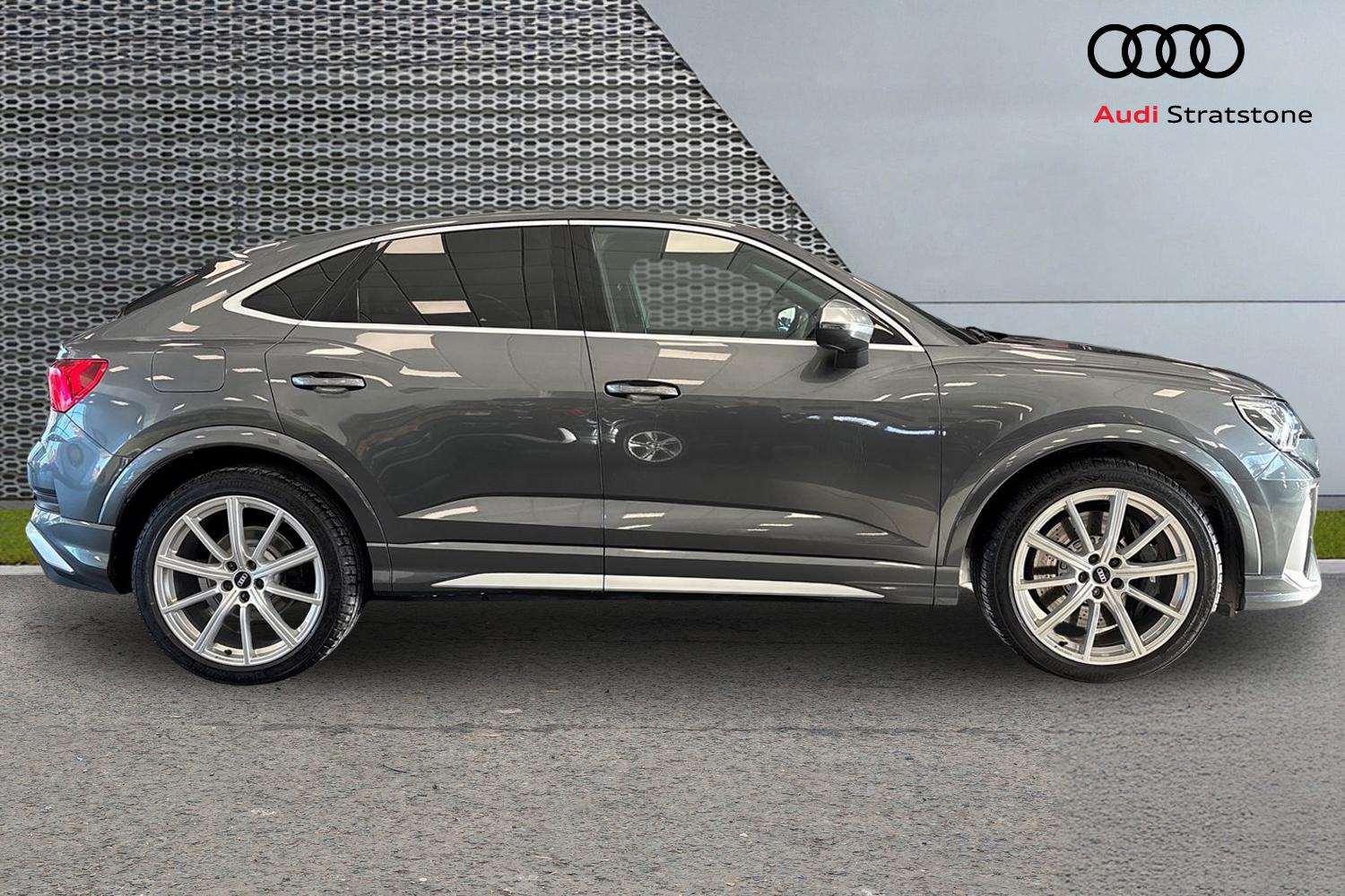 Used Audi RS Q3 2021 for sale - 77112433: Photo 4