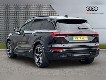 Used Audi Q6 e-tron 2024 for sale - 79078636: Photo