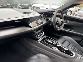 Used Audi RS e-tron GT 2022 for sale - 78104789: Photo