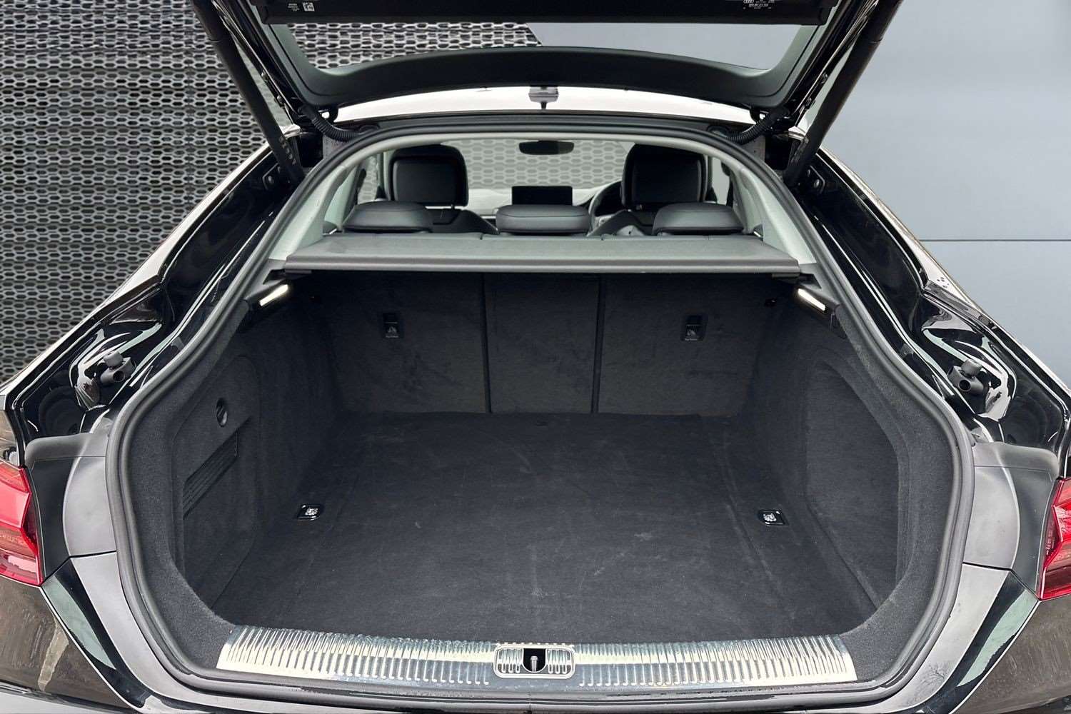 Used Audi A5 2023 for sale - 77810898: Photo 13