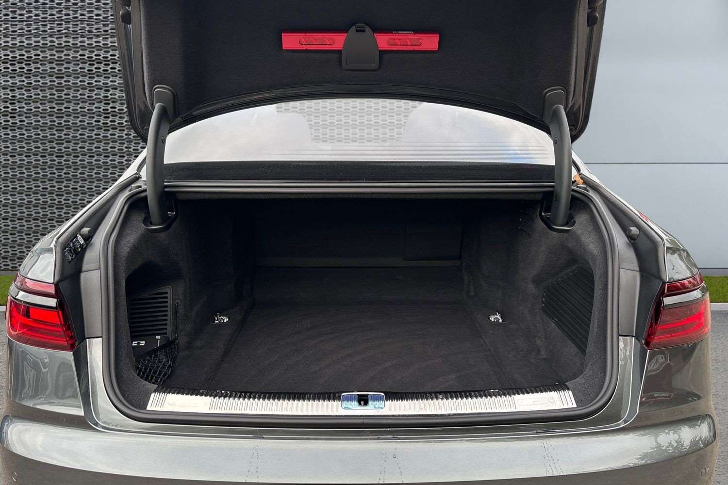 Used Audi A8 2025 for sale - 76063408: Photo 13