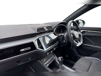 Used Audi Q3 2023 for sale - 78473097: Photo