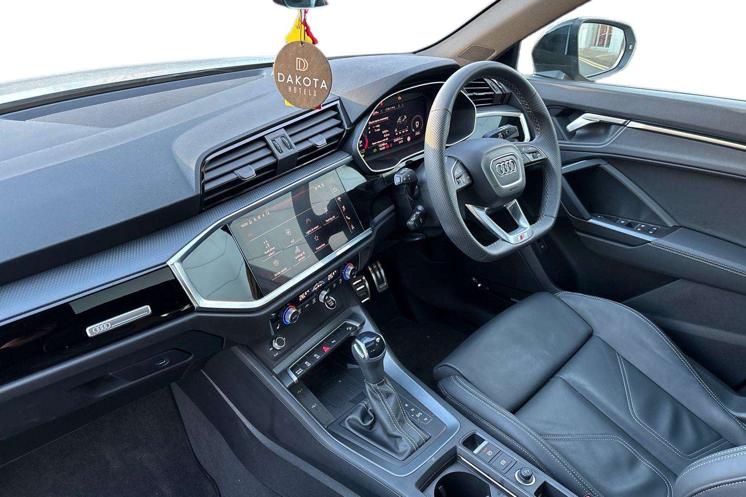 Used Audi Q3 2025 for sale - 76411323: Photo 2