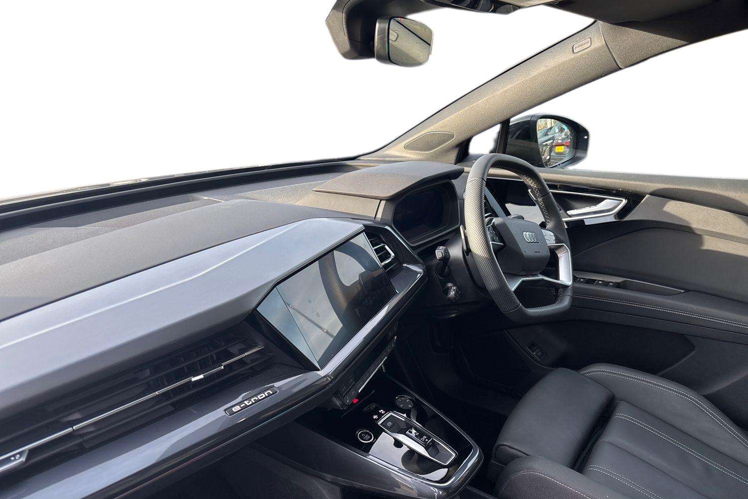 Used Audi Q4 e-tron 2025 for sale - 78024461: Photo 2