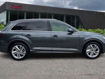 Used Audi Q7 2023 for sale - 74863791: Photo