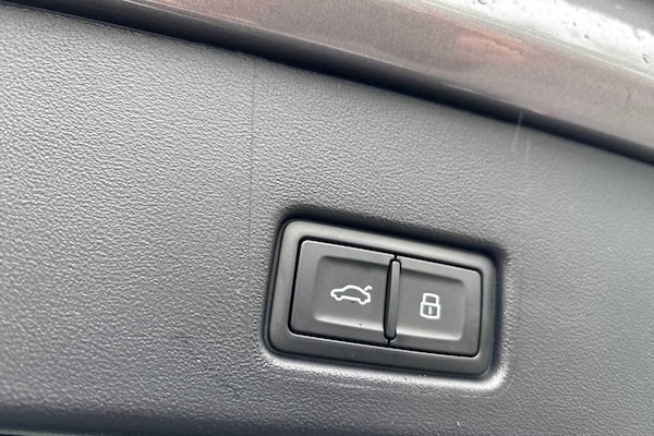 Used Audi Q4 e-tron 2025 for sale - 76075244: Photo 31