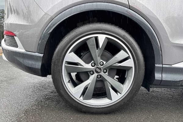 Used Audi Q4 e-tron 2025 for sale - 76075244: Photo 5