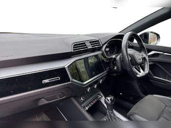Used Audi Q3 2021 for sale - 79672310: Photo
