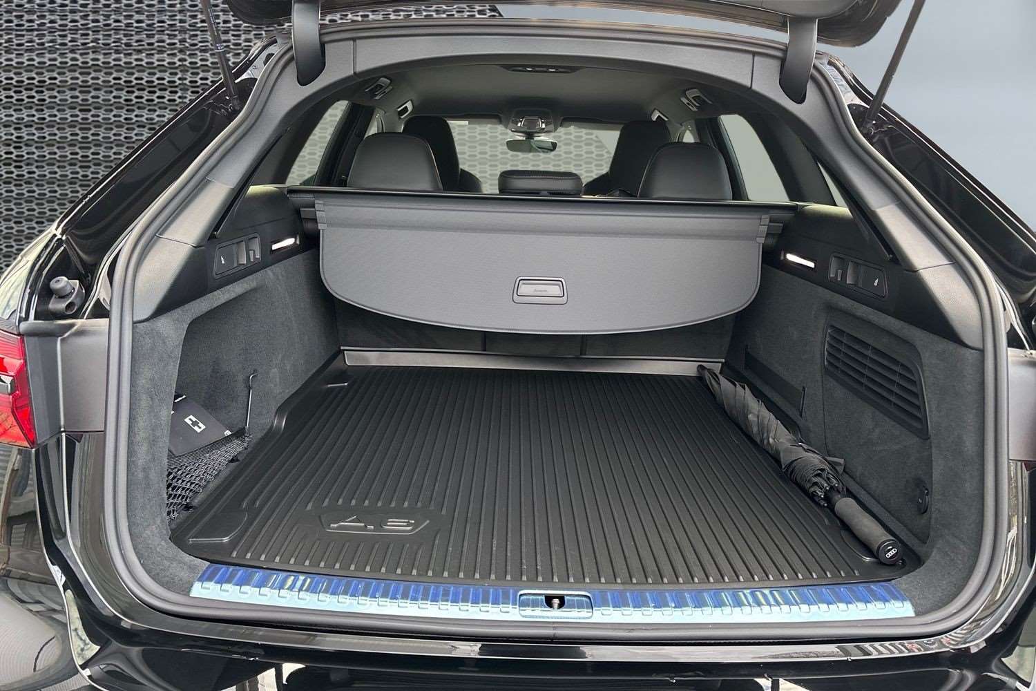 Used Audi RS6 2025 for sale - 76540884: Photo 13