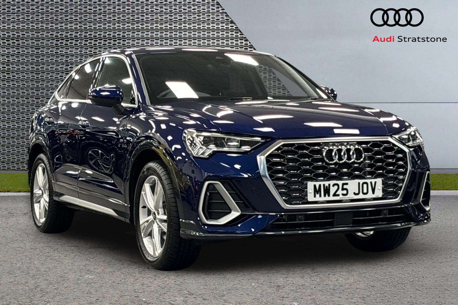 Used Audi Q3 2025 for sale - 76553190: Photo 1