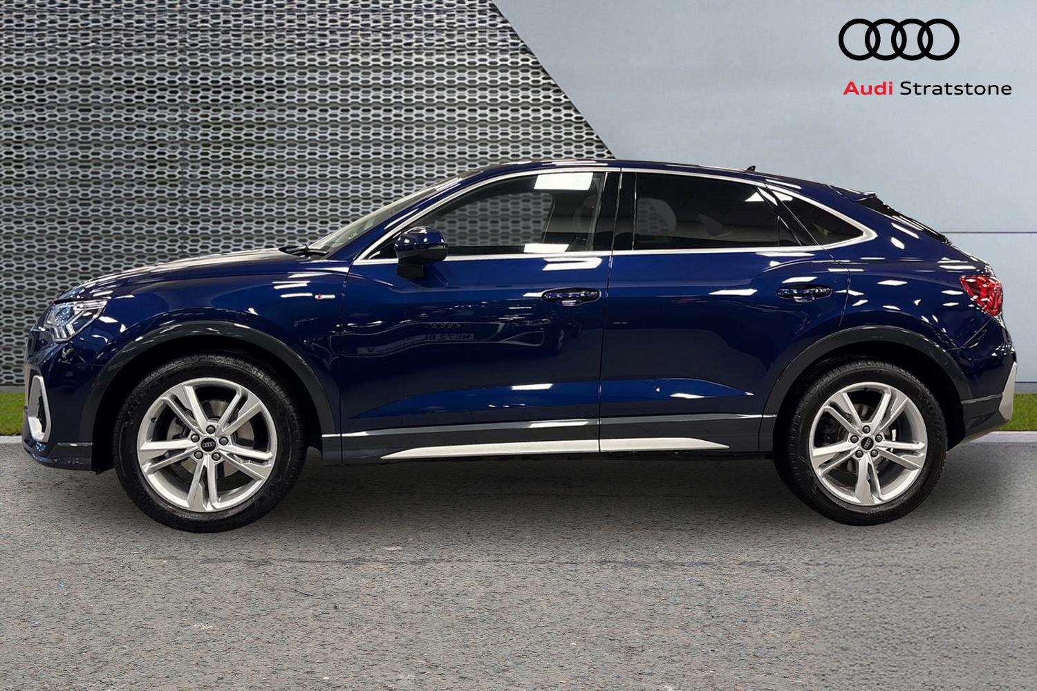 Used Audi Q3 2025 for sale - 76553190: Photo 8