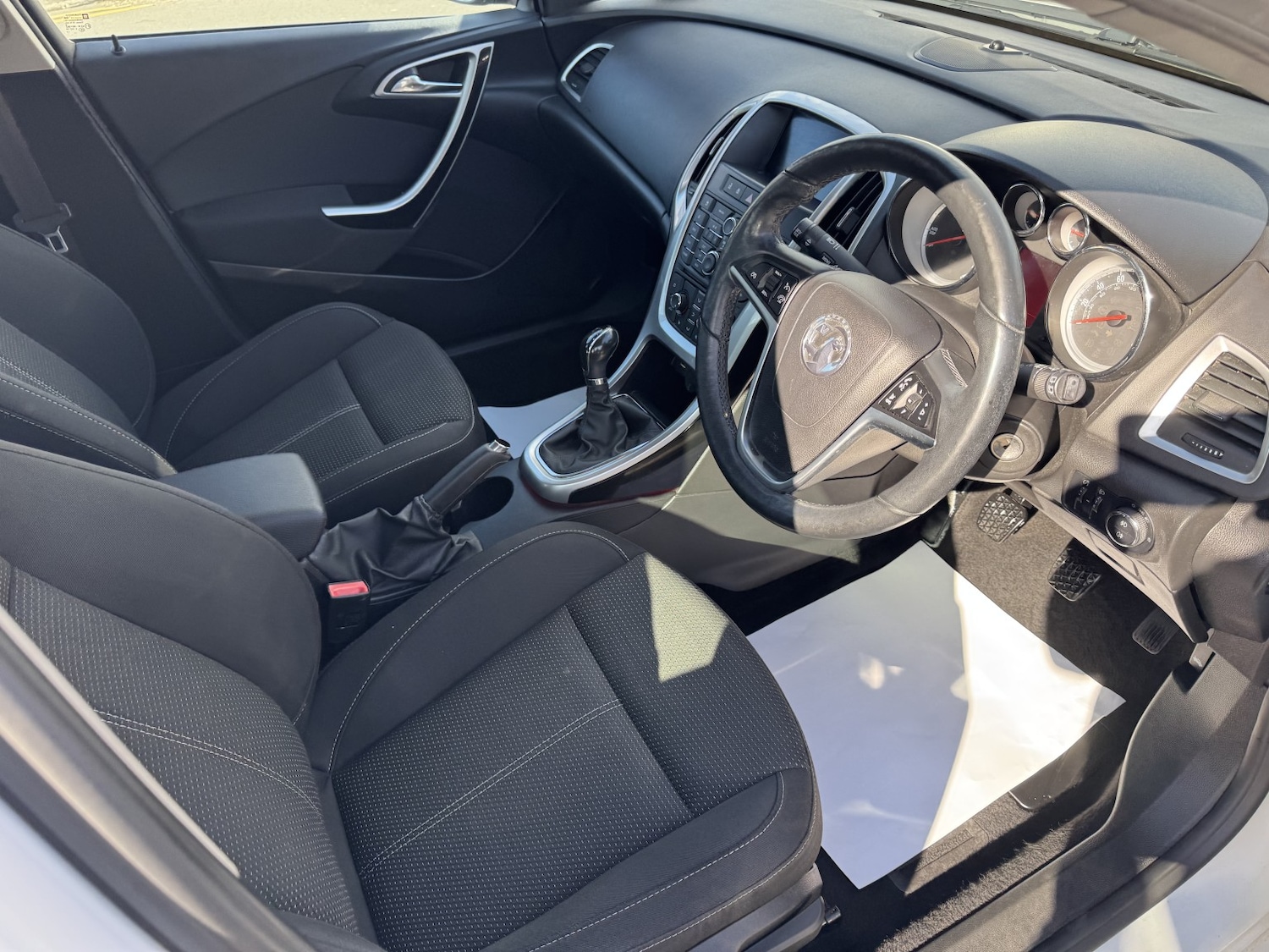 Used Vauxhall Astra 2014 for sale - 78168924: Photo 36