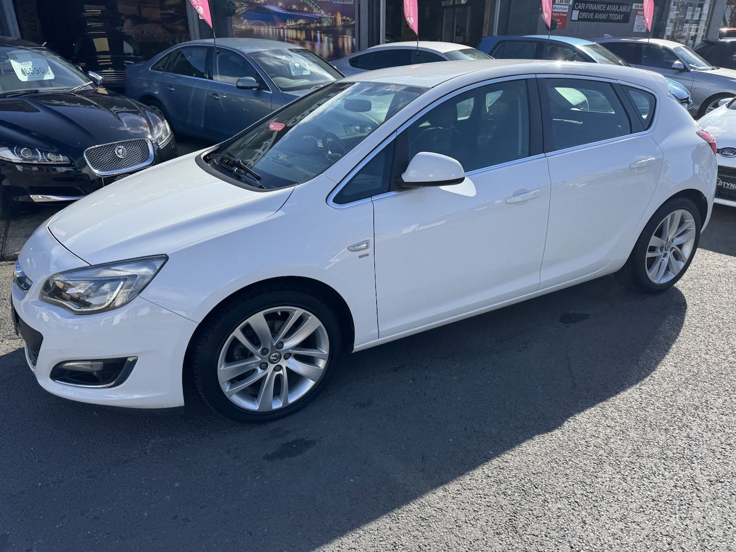 Used Vauxhall Astra 2014 for sale - 78168924: Photo 4