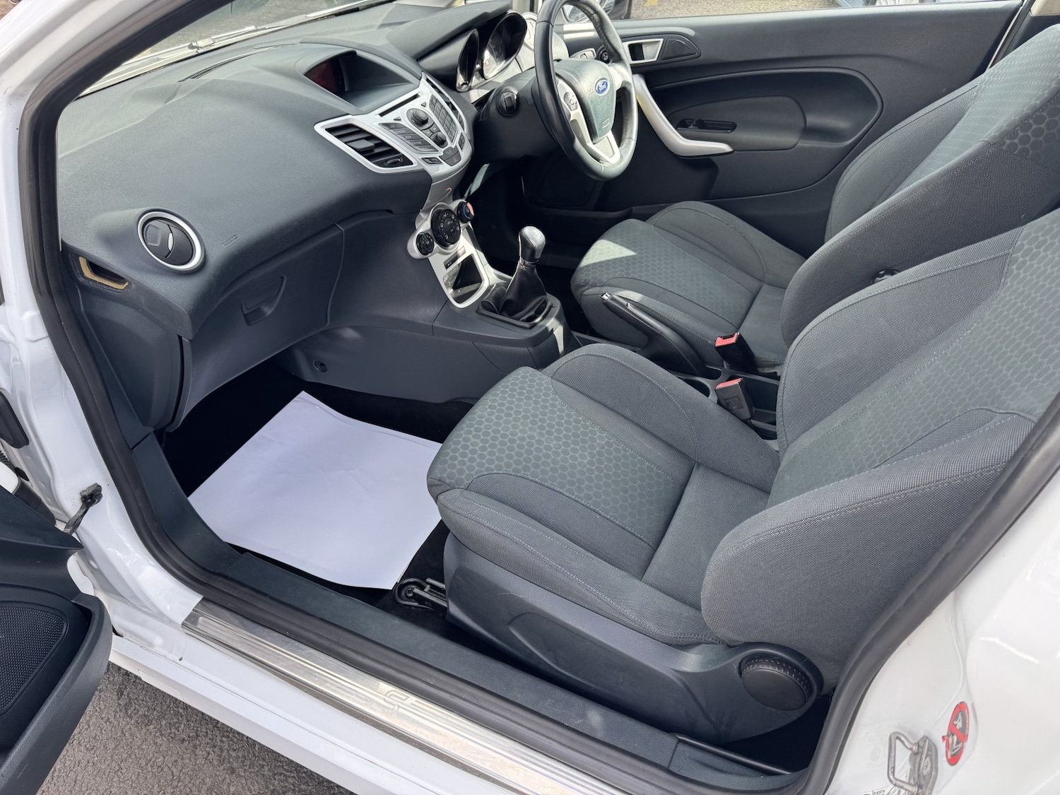 Used Ford Fiesta 2012 for sale - 78084381: Photo 11