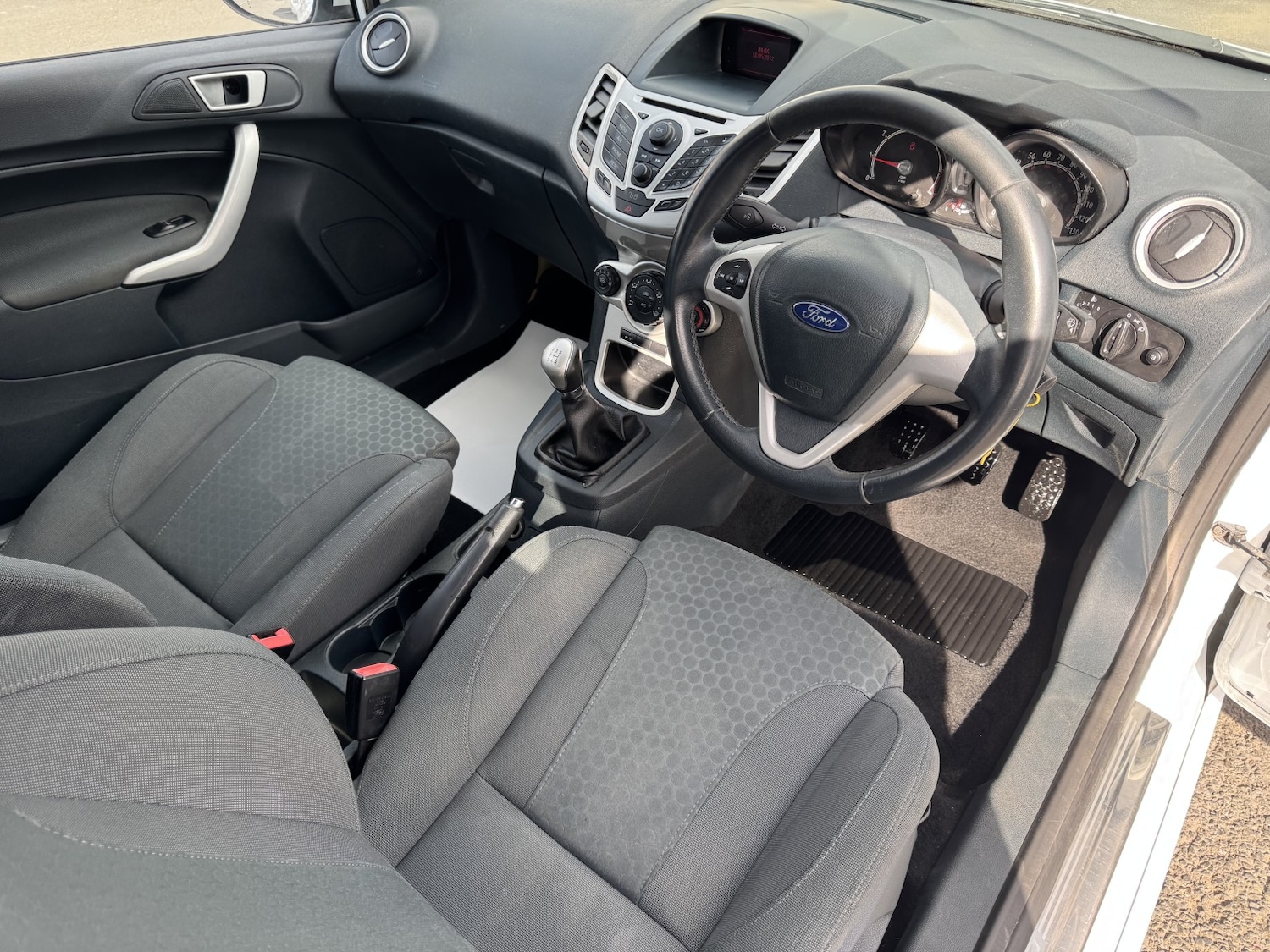 Used Ford Fiesta 2012 for sale - 78084381: Photo 16