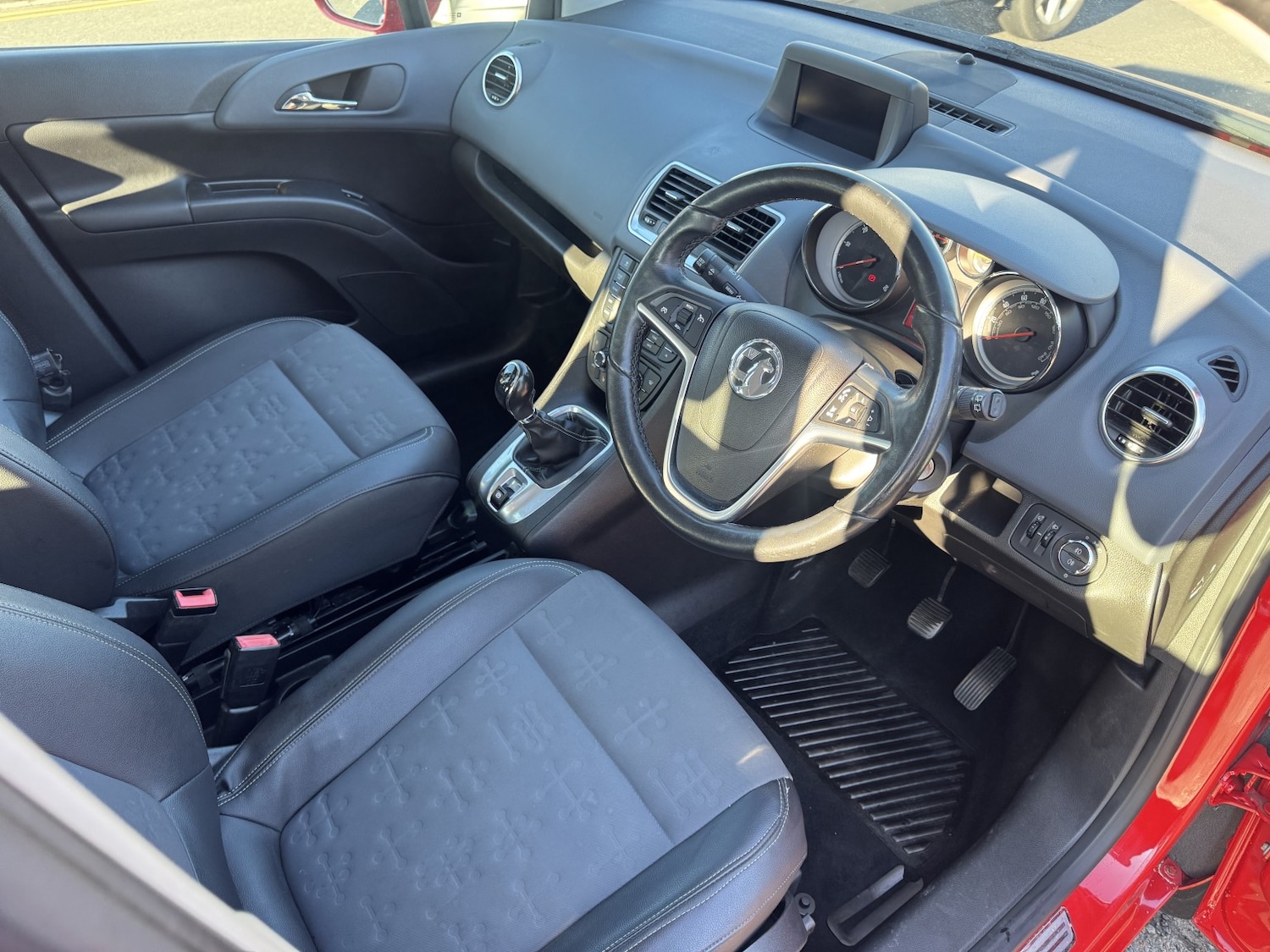 Used Vauxhall Meriva 2013 for sale - 77891542: Photo 34