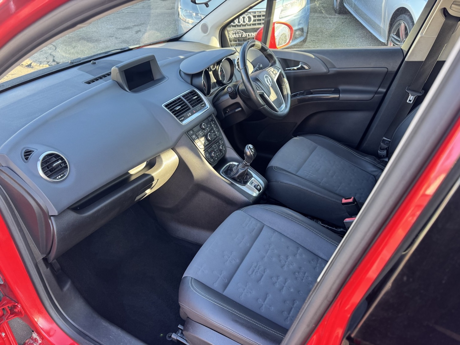 Used Vauxhall Meriva 2013 for sale - 77891542: Photo 4