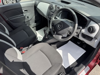 Used Dacia Sandero 2013 for sale - 78633518: Photo
