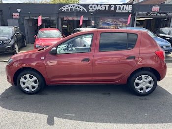 Used Dacia Sandero 2013 for sale - 78633518: Photo