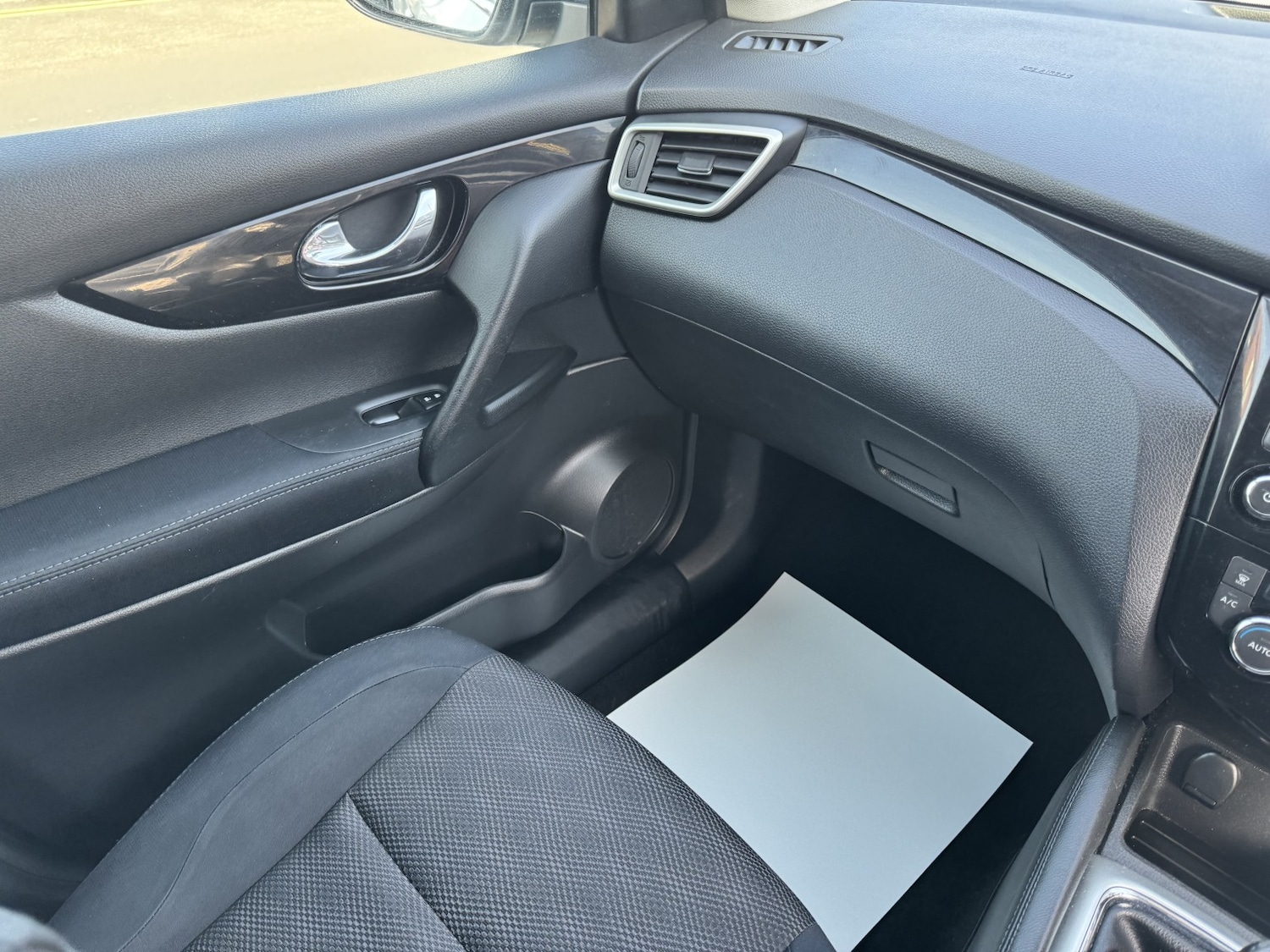 Used Nissan Qashqai 2014 for sale - 77945724: Photo 29