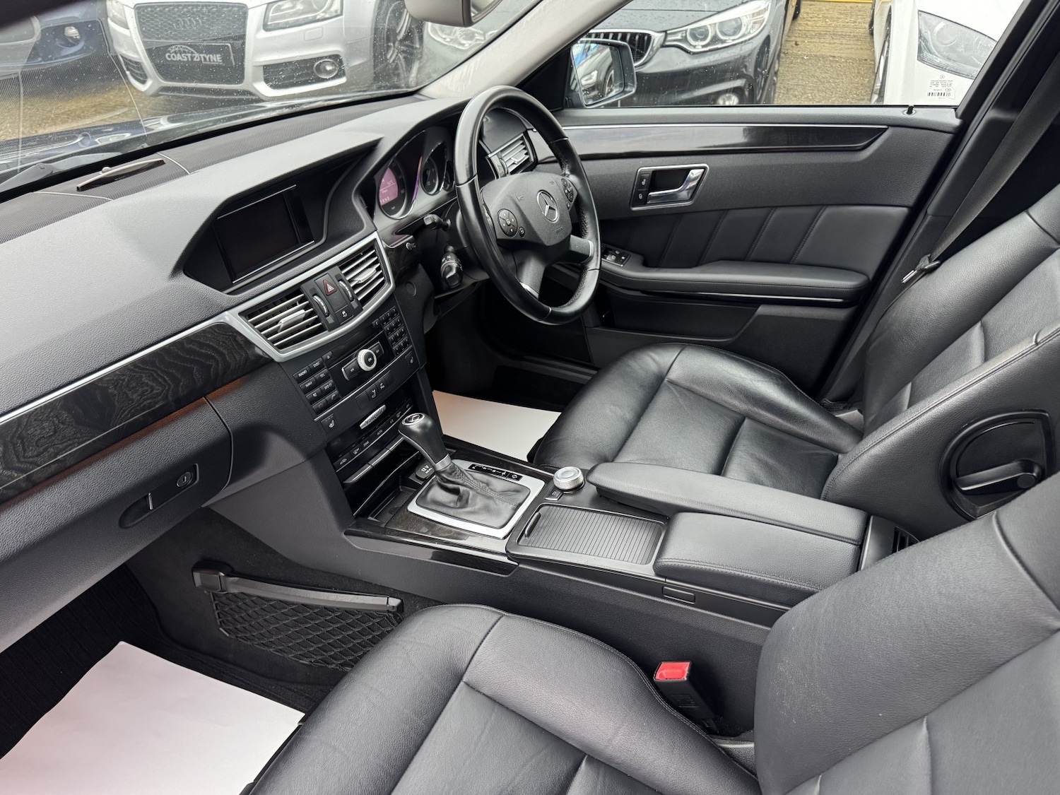 Used Mercedes-Benz E Class 2010 for sale - 77377749: Photo 22