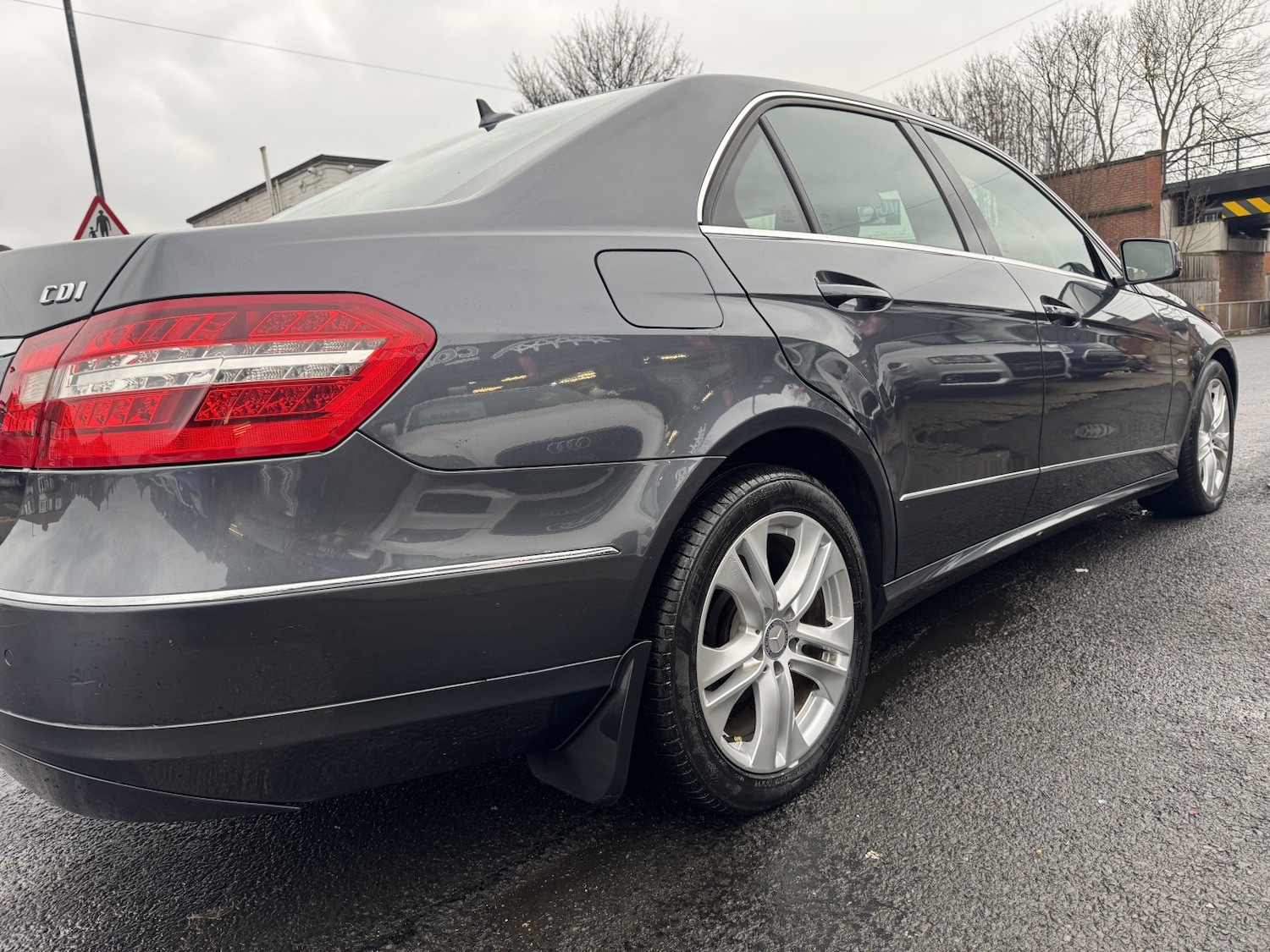Used Mercedes-Benz E Class 2010 for sale - 77377749: Photo 6
