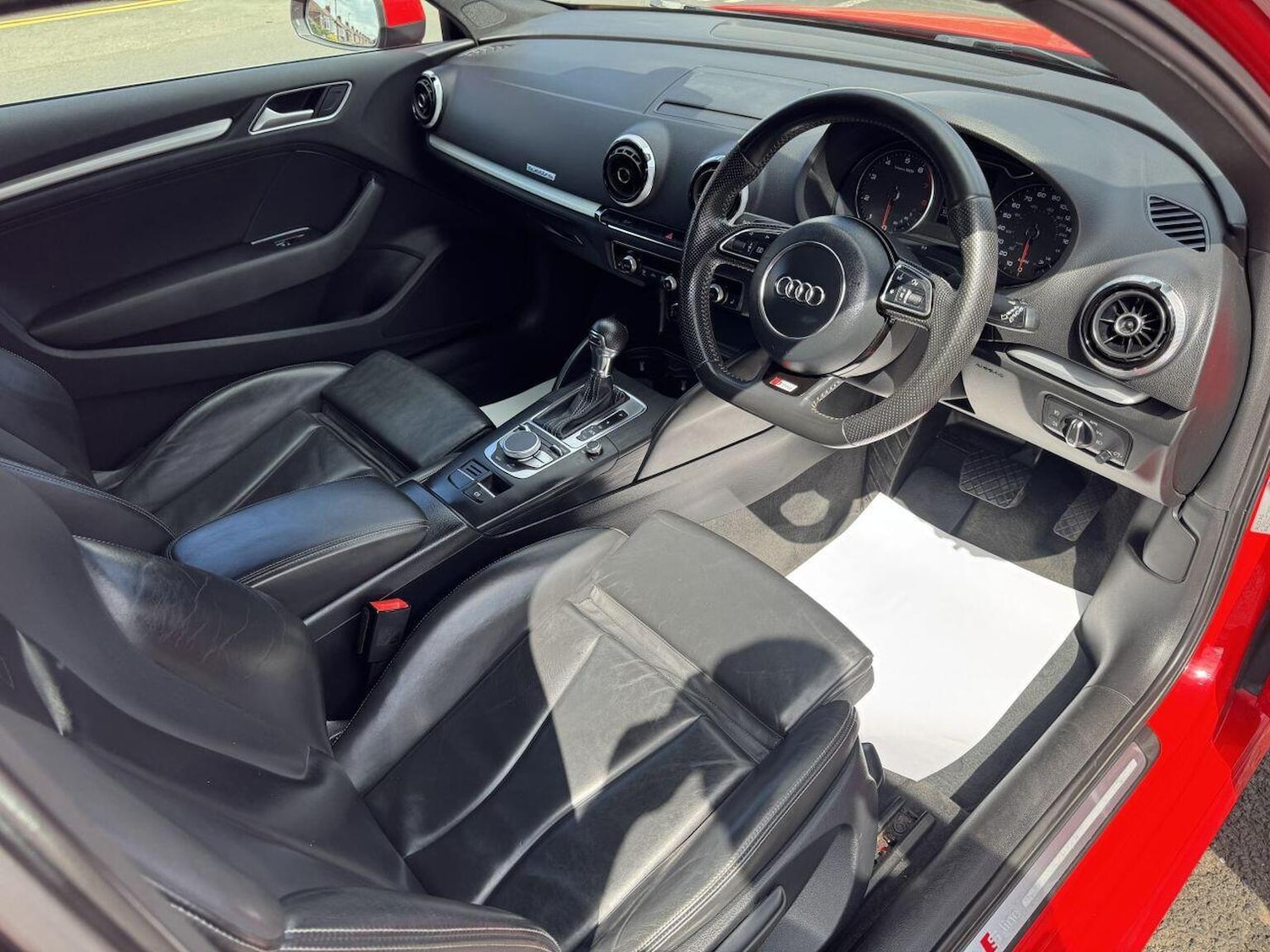 Used Audi A3 2014 for sale - 77002283: Photo 2