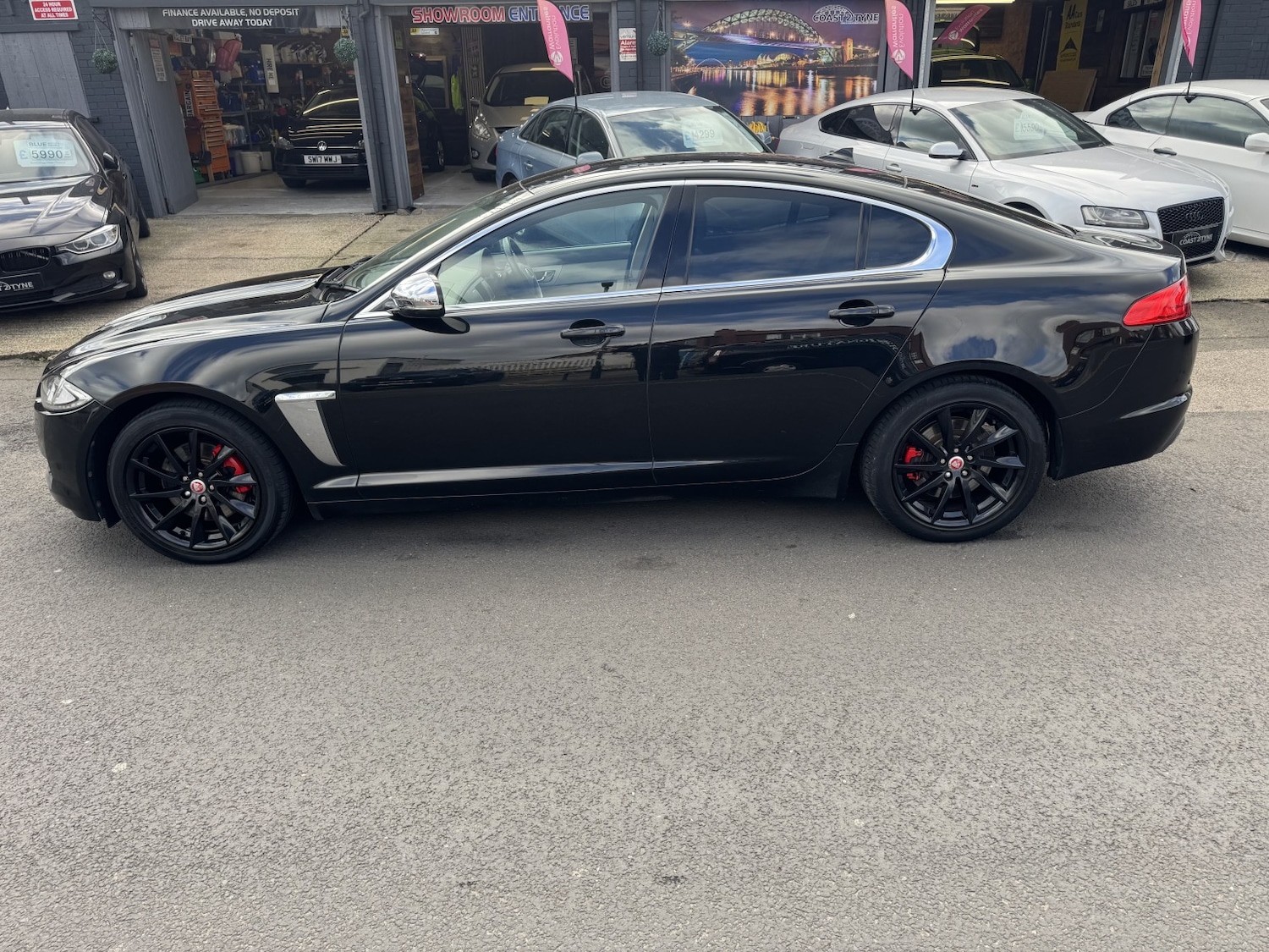 Used Jaguar XF 2012 for sale - 77836985: Photo 14