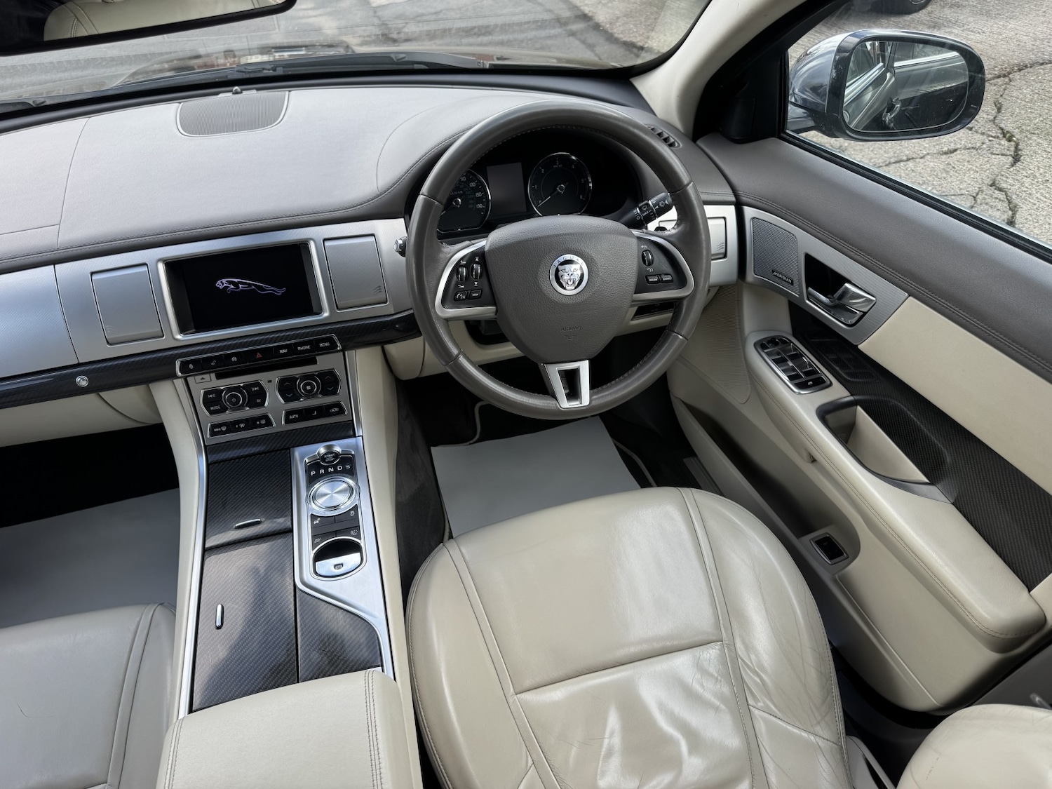 Used Jaguar XF 2012 for sale - 77836985: Photo 38