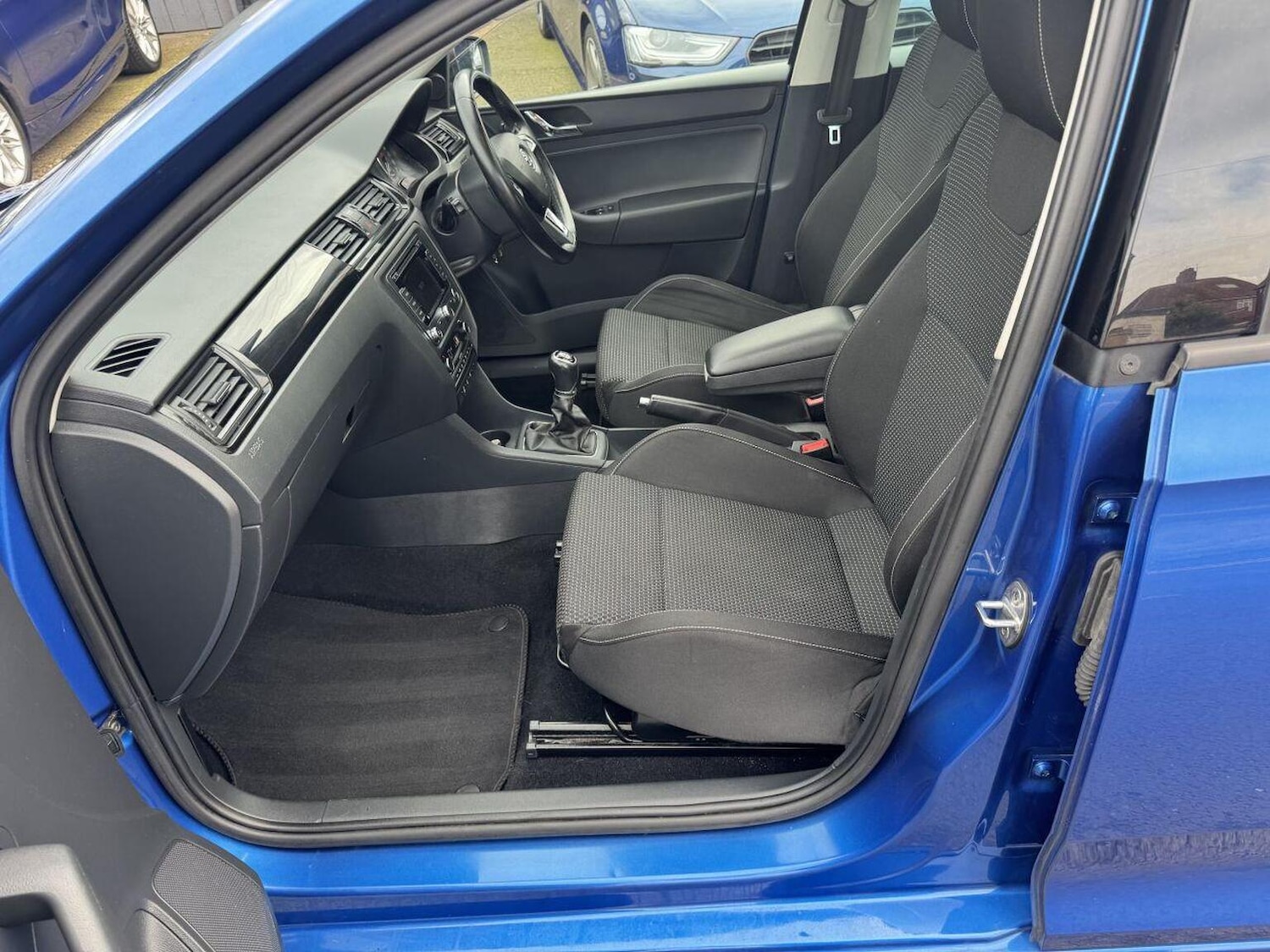 Used Skoda Rapid Spaceback 2015 for sale - 77002280: Photo 28