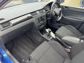 Used Skoda Rapid Spaceback 2015 for sale - 77002280: Photo