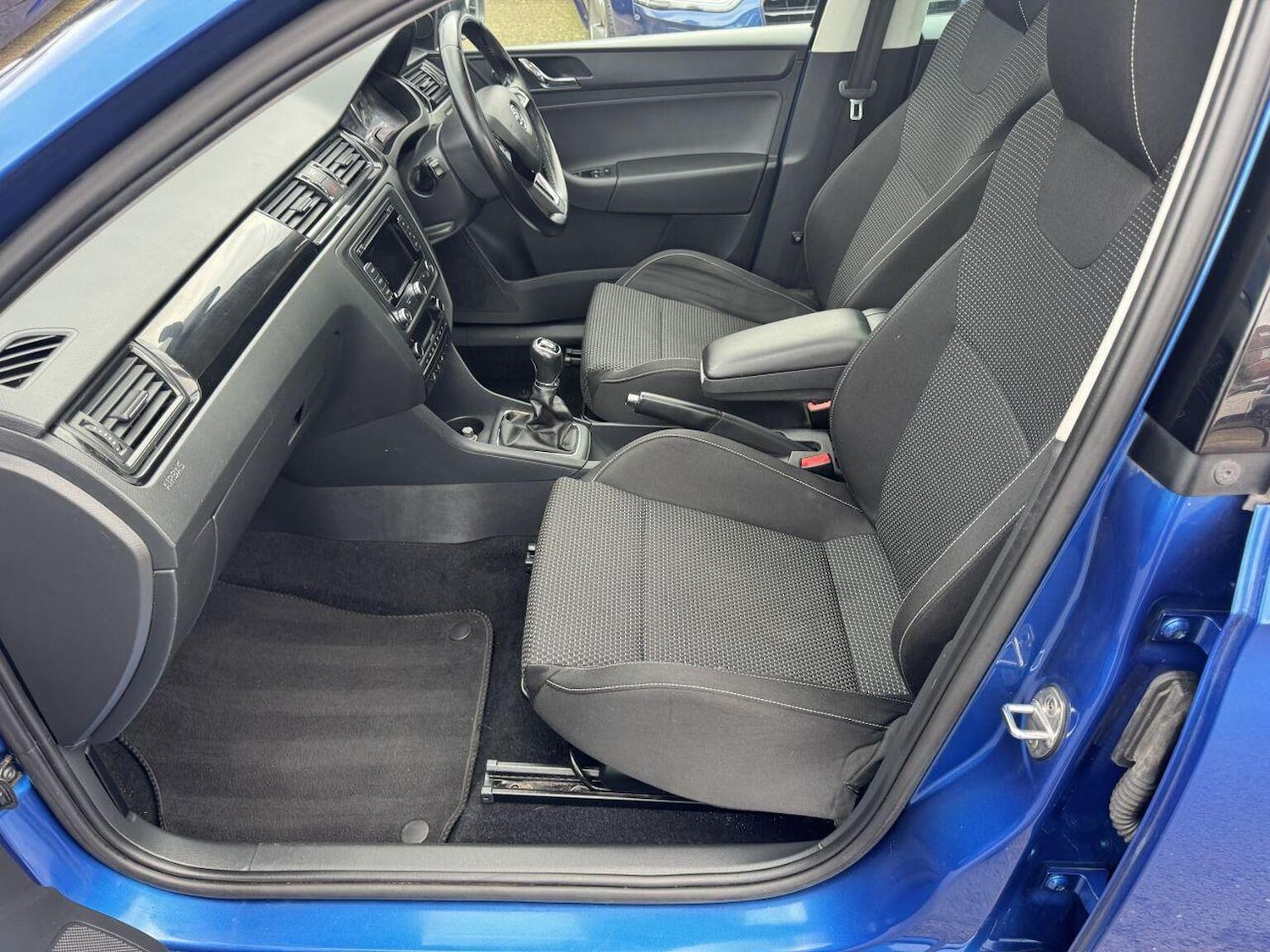 Used Skoda Rapid Spaceback 2015 for sale - 77002280: Photo 30