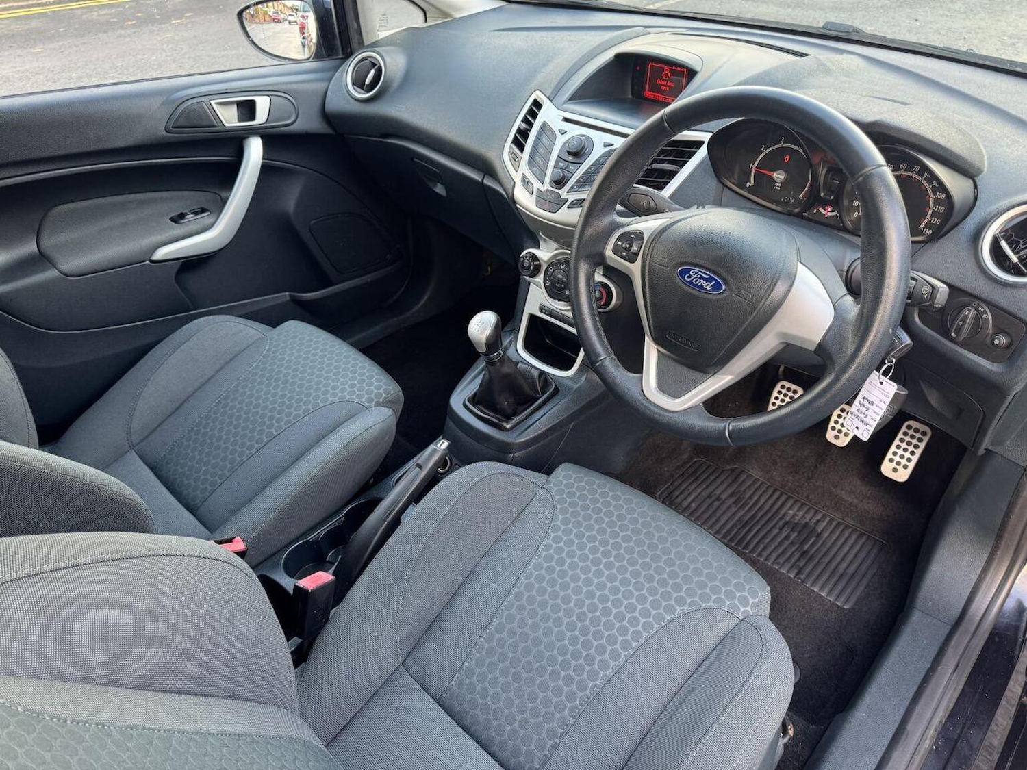 Used Ford Fiesta 2012 for sale - 77002277: Photo 27