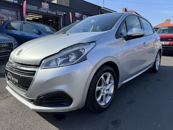 Used Peugeot 208 2017 for sale - 79379102: Photo